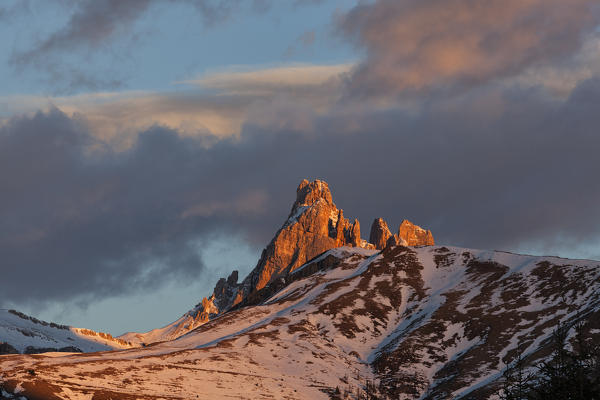 Ambrizzola Peak and Croda da Lago, Dolomites, Belluno, Veneto.