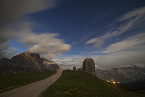 Cinque Torri and Tofane, Ampezzo Dolomites, Cortina d'Ampezzo, Belluno, Veneto, Italy.