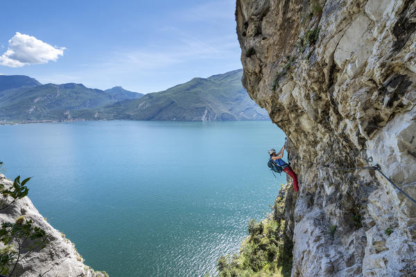 Pregasina, Riva del Garda, Lake Garda, Trento province, Trentino Alto Adige, Italy, Europe. Climbers on the 