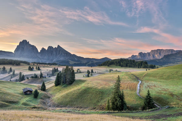 Alpe di Siusi/Seiser Alm, Dolomites, South Tyrol, Italy. Sunrise on the Alpe di Siusi/Seiser Alm