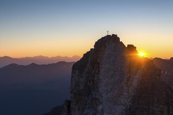 Sesto/Sexten, Dolomites, South Tyrol, Italy. Sunrise over the Cima Una/Einser