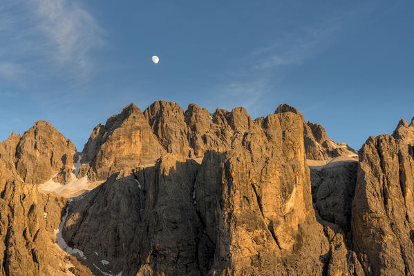 Sella, Dolomites, South Tyrol, Italy. Alpenglow on the Sella with peaks of Sas da Lech, Mèsules and Sas dai Ciamorces