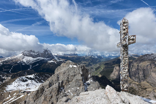 Gran Cir, Dolomites, South Tyrol, Italy. On the summit of the Cir. 