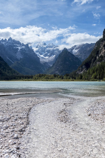 Carbonin, Dolomites, South Tyrol, Italy. Lake Landro with the peaks of the Cistallo group 