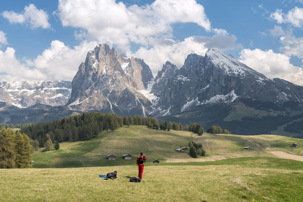 Alpe di Siusi/Seiser Alm, Dolomites, South Tyrol, Italy. Photographers on the Alpe di Siusi/Seiser Alm