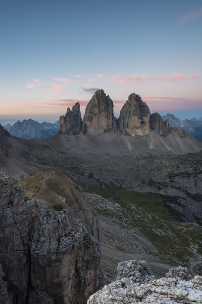 Sesto/Sexten, Dolomites, South Tyrol, Italy. Dawne over the Tre Cime di Lavaredo/Drei Zinnen. Taken from the summit of Torre di Toblin/Toblinger Knoten