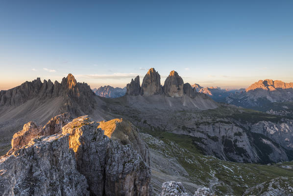 Sesto/Sexten, Dolomites, South Tyrol, Italy. Sunrise over the Tre Cime di Lavaredo/Drei Zinnen. Taken from the summit of Torre di Toblin/Toblinger Knoten