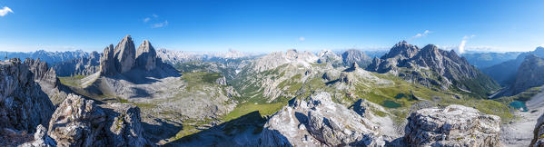 Sesto/Sexten, Dolomites, South Tyrol, province of Bolzano, Italy. Panoramic view from the summit of Monte Paterno/Paternkofel