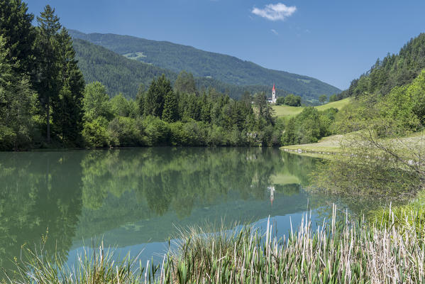 San Lorenzo di Sebato, Sankt Lorenze, Bolzano province, South Tyrol, Italy. The Santa Margarethen church at the Kniepass