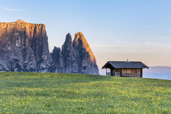 Alpe di Siusi/Seiser Alm, Dolomites, South Tyrol, Italy. Sunrise on the Alpe di Siusi