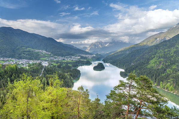 Pieve di Cadore, province of Belluno, Veneto, Italy, Europe. The Lake di Centro Cadore