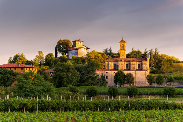 Villa Berlucchi and church of Borgonato, franciacorta, Brescia province, Lombardy district, Italy.