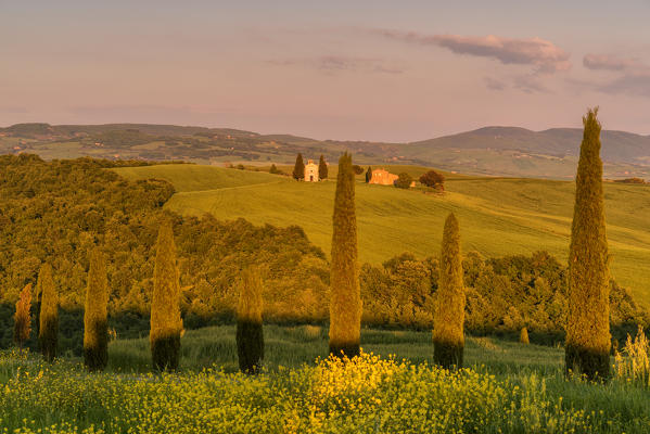 Europe, Italy, Chapel of Vitaleta at sunset, province of Siena, Tuscany.