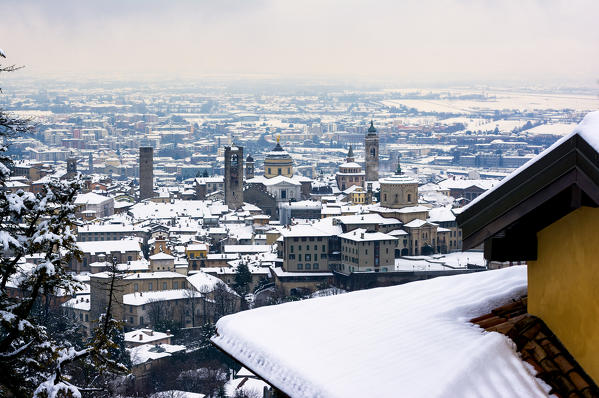 Bergamo Upper Town (Città Alta) under the snow, Bergamo Province, Lombardy District, Italy, Europe