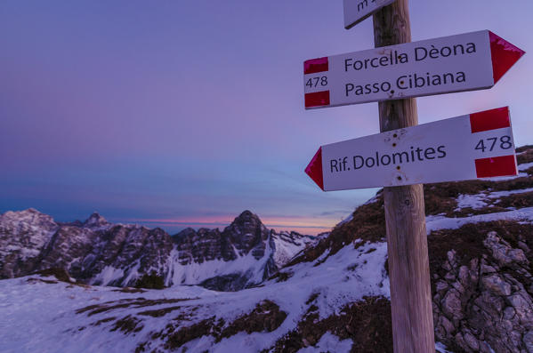 Sassolungo di Cibiana, Monte Rite, Cibiana di Cadore, Dolomites, Belluno, Veneto, Italy.signs for the path on Monte Rite.