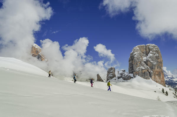 Cinque Torri, Falzarego Pass, Cortina d'Ampezzo, Dolomiti, Dolomites, Veneto, Italy. Cinque Torri