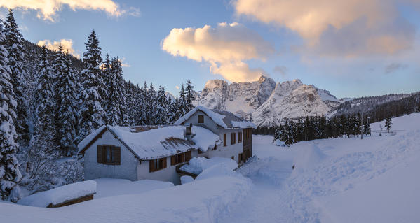 Sorapiss, Misurina, Dolomiti, Dolomites, Veneto, Italy. Misurina