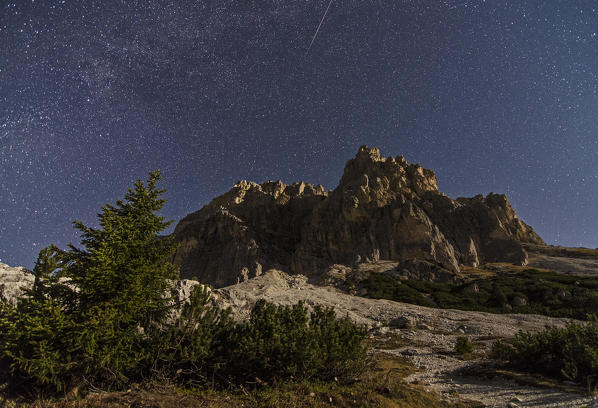 Lagazuoi, Falzarego pass, Cortina d'Ampezzo, Dolomiti, Dolomites, Belluno, Veneto, Italy. Lagazuoi mount