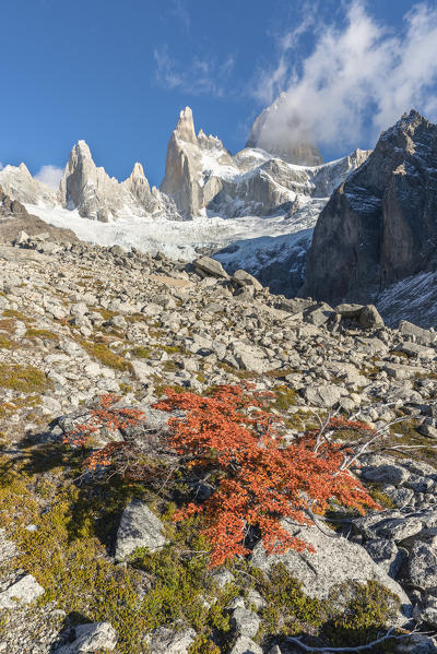 Laguna Sucia in autumn, with Fitz Roy in the background. El Chalten, Santa Cruz province, Argentina.