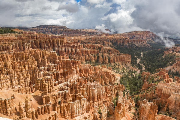 Hoodoos landscape from Inspiration Point. Bryce Canyon National Park, Garfield County, Utah, USA.