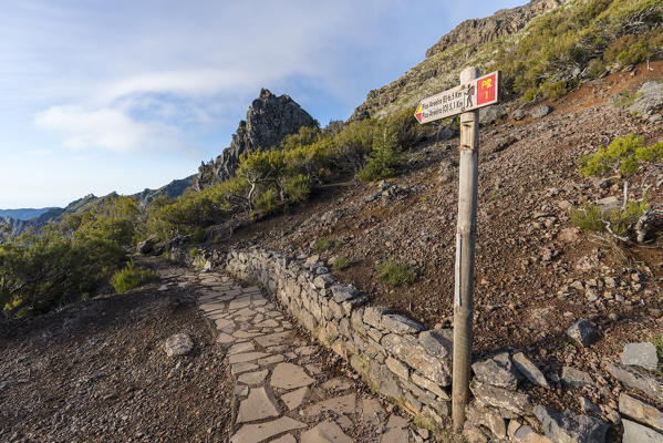 Pico do Areeiro trail signpost on the track to Pico Ruivo. Achada do Teixeira, Santana municipality, Madeira region, Portugal.