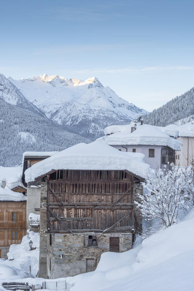 Typical barn in Sun valley.
Europe, Italy, Trentino Alto Adige, Sun valley, Trento province, Vermiglio