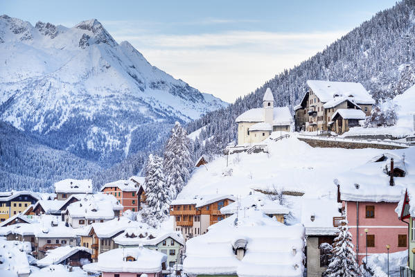 Vermiglio in winter season.
Europe, Italy, Trentino Alto Adige, Sun Valley, Trento province, Vermiglio