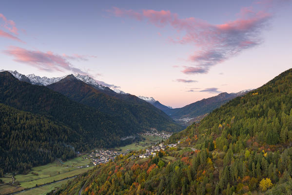 Sun valley at sunrise
Europe, Italy, Trentino Alto Adige, Trento district, Sun Valley, Parco naturale Adamello Brenta, Pellizzano city