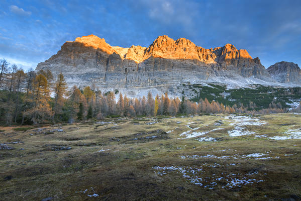 Campa mountain group at sunset
Europe, Italy, Trentino Alto Adige, Trento district, Non valley, Ville d'Anaunia