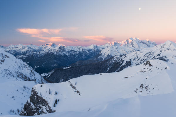 view of the Marmolada from the Giau pass
Europe, Italy, Veneto, Belluno district, Giau pass