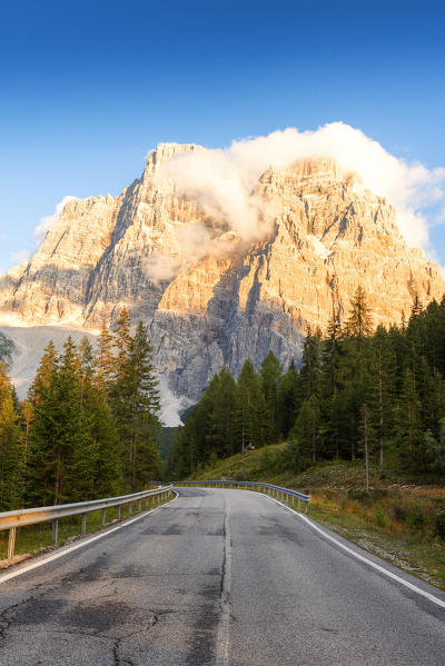 Road on Pelmo Mountain
Europe, Italy, Veneto, Belluno, Staulanza pass
