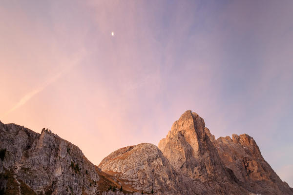 Pink sky at dawn on the peaks of Forcella De Furcia. Funes Valley South Tyrol Dolomites Italy Europe