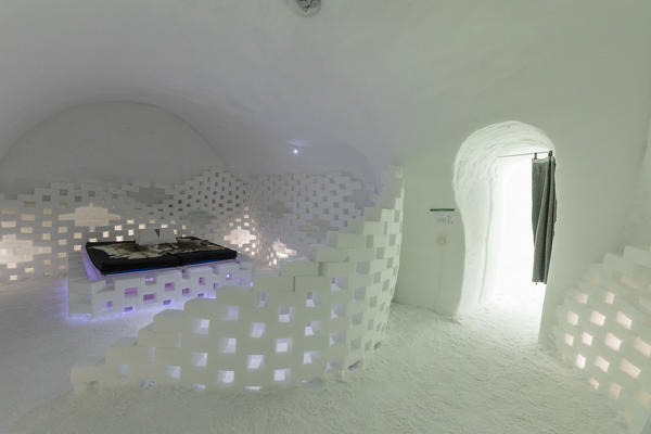 Art suite, Ice Hotel, Jukkasjarvi, Kiruna, Norrbotten County, Lapland, Sweden