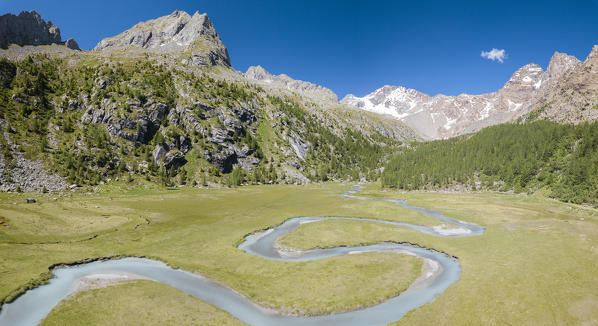 Panoramic of creek and peaks of Monte Disgrazia and Corni Bruciati, Preda Rossa, Valmasino, Valtellina, Lombardy, Italy