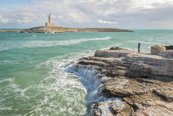 The harbour of Vieste with the lighthouse of Sant'Eufemia, Vieste, Foggia province, Gargano, Apulia, Italy, Europe