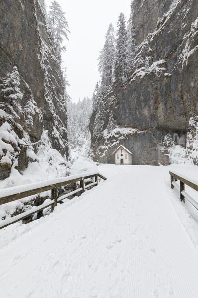 The small Church inside the Sottoguda Serrai Gorge at the foot of Marmolada (Sottoguda, Rocca Pietore, Belluno province, Veneto, Italy, Europe)