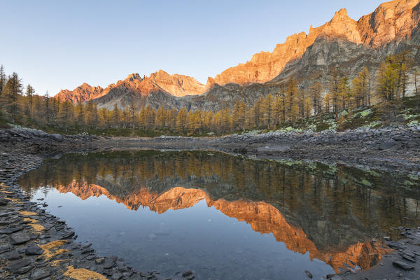 The Nero Lake in autumn at sunrise (Buscagna Valley, Alpe Devero, Alpe Veglia and Alpe Devero Natural Park, Baceno, Verbano Cusio Ossola province, Piedmont, Italy, Europe)