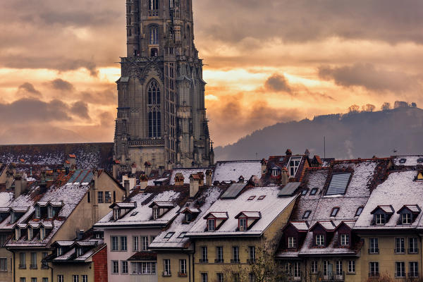 Hot sunset above the Münster Cathedral. Bern, Canton of Bern, Switzerland, Europe.