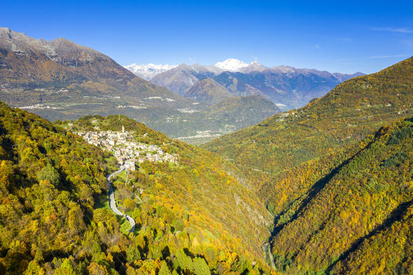 Village of Sacco in the autumn colors. Valgerola(Gerola valley), Orobie, Valtellina, Lombardy, Italy