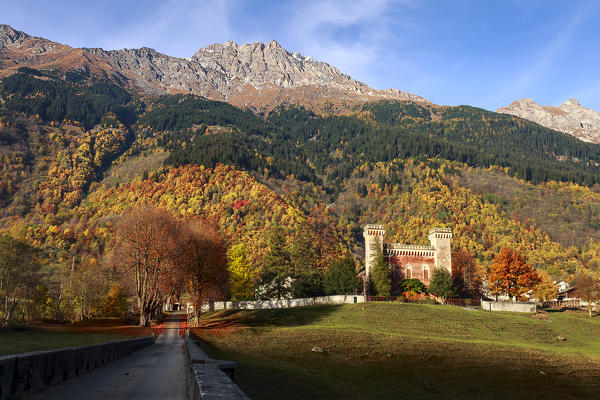 Castelmur castle, Coltura, Stampa, Maloja region, Canton of Graubunden, Bregaglia valley, Switzerland, Europe