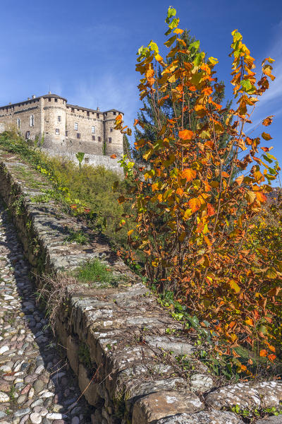 Compiano castle, Taro valley, Parma province, Emilia Romagna, Italy, Europe