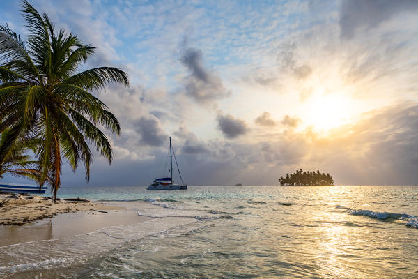 Kuanidup, San Blas islands, Comarca Guna Yala, Panama, Central America