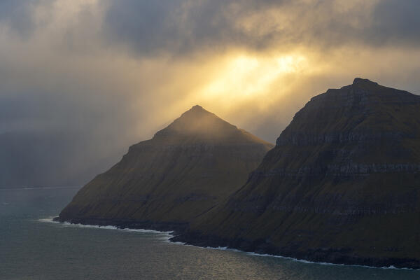 Funningsførdur and Kalsoy island viewed from Gonguturur Hvithamar trailhead, Sunda municipality, Eysturoy, Faroe Islands, Denmark, Scandinavia, Europe