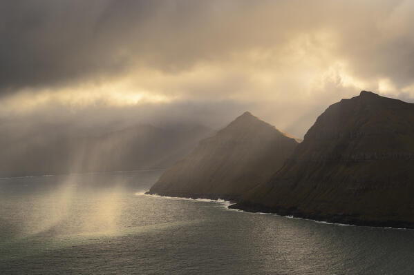 Funningsførdur and Kalsoy island viewed from Gonguturur Hvithamar trailhead, Sunda municipality, Eysturoy, Faroe Islands, Denmark, Scandinavia, Europe