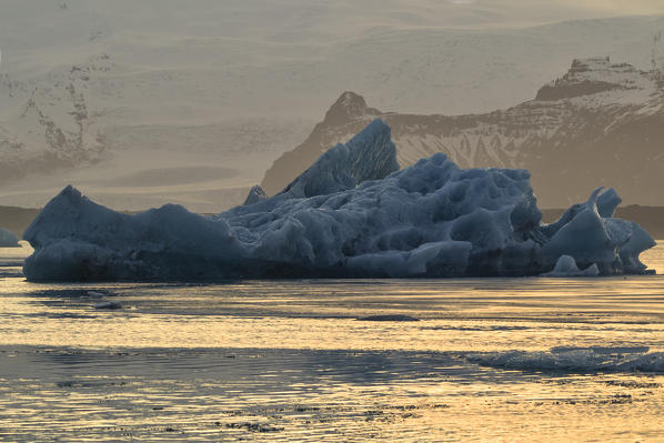 Icebergs at sunset, Jokulsarlon Glacier Lagoon, Austurland, Eastern Iceland, Iceland, Europe.  