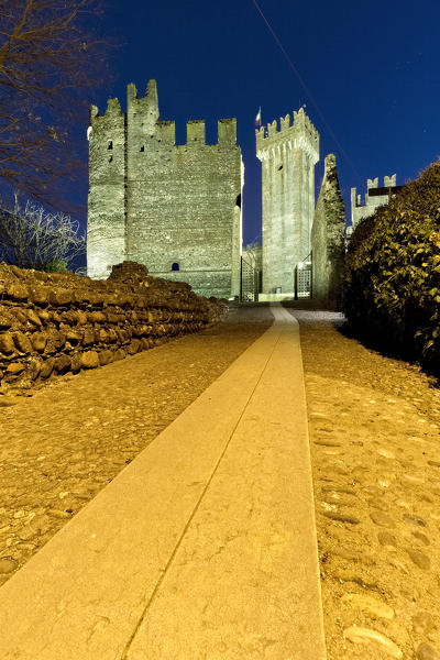 Access road to the Scaligero castle of Valeggio sul Mincio.  Verona province, Veneto, Italy, Europe.