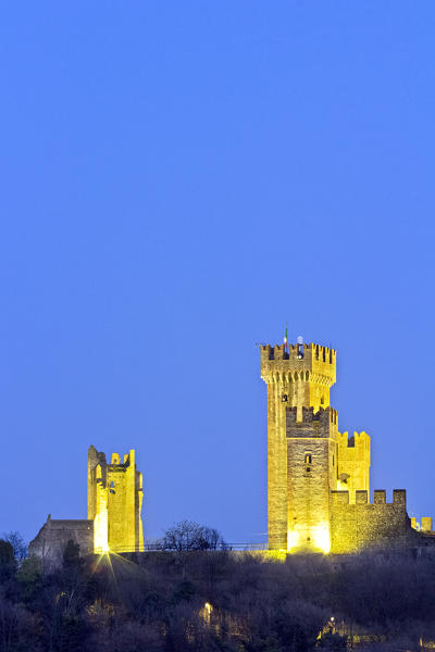 The Scaligero castle of Valeggio sul Mincio is on the top of a hill and overlooks the Mincio valley. Verona province, Veneto, Italy, Europe.