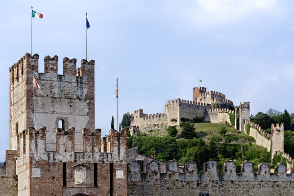 The Scaligero castle of Soave is one of the largest medieval buildings in northern Italy. Verona province, Veneto, Italy, Europe. 