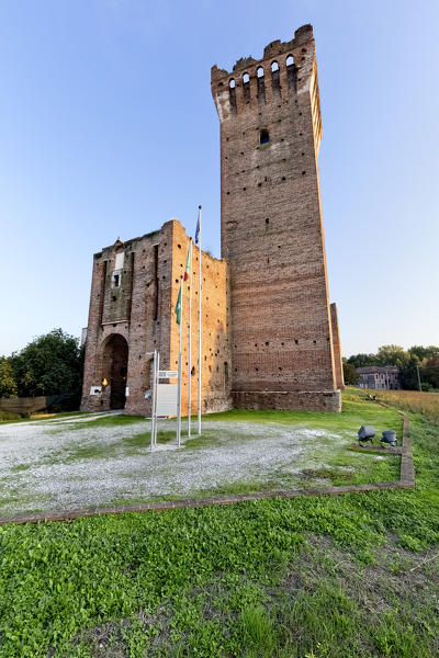 The entrance tower of the Scaliger castle of Villimpenta. Mantova province, Lombardy, Italy, Europe. 