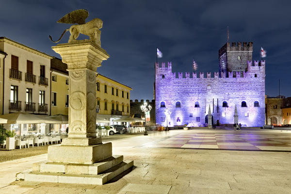 Marostica chess square: the lion of San Marco (Republic of Venice) and the Scaliger castle. Vicenza province, Veneto, Italy, Europe. 